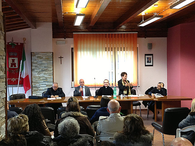 Presentazione "Gli occhi tuoi" a Castelluccio Superiore (PZ)