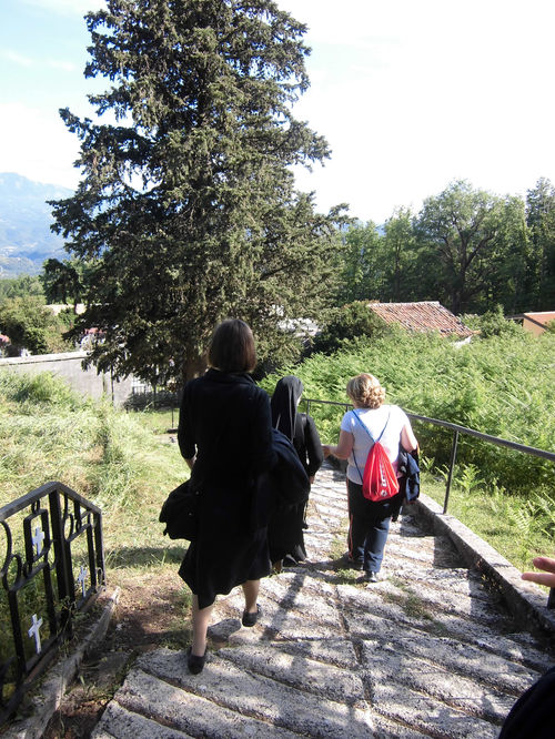 Verso il cimitero