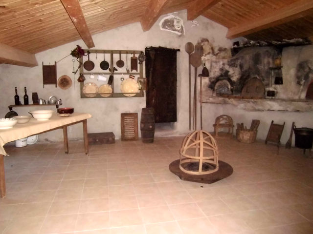 Presso il museo Mastroti